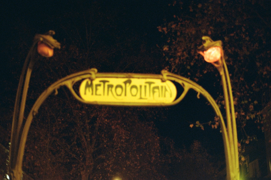 Paris metropolitan entrance at night