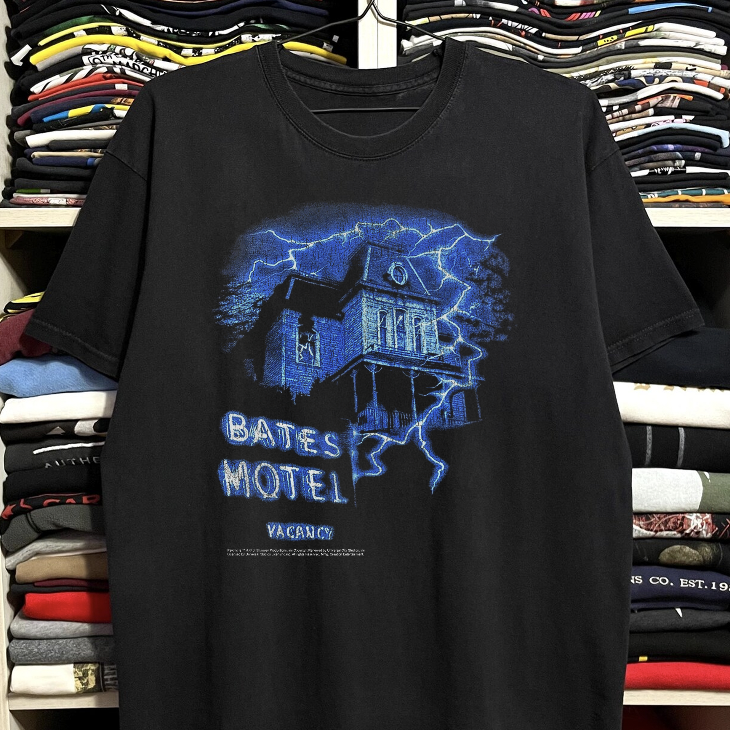 Vintage Rare Bates Motel Washed Black Graphic Graphic T-Shirt