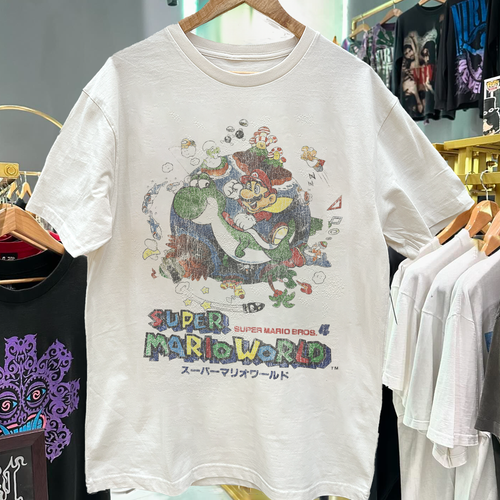 Vintage Super Mario World '98 Japan Vintage White Graphic T-Shirt