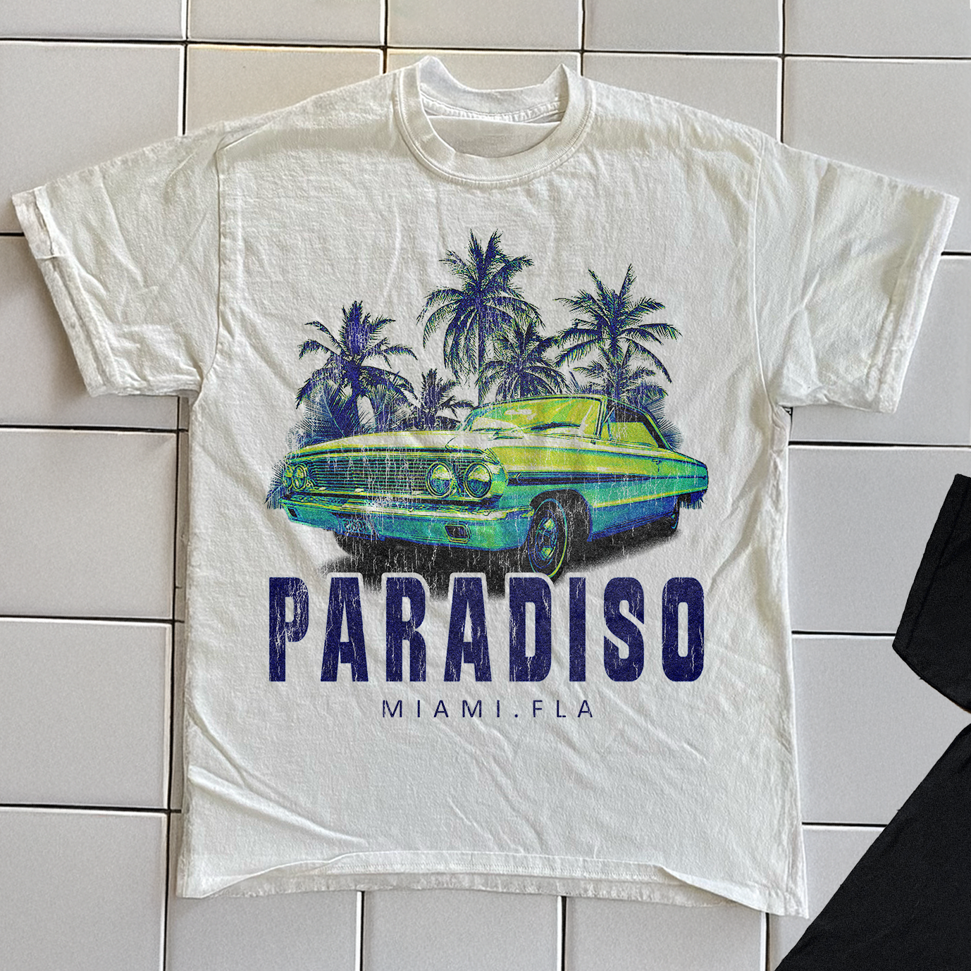 Vintage Hotel Paradiso Miami 2000S Rare Washed White Graphic T-Shirt